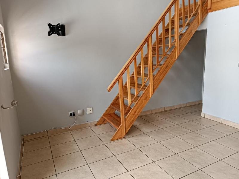 To Let 1 Bedroom Property for Rent in Die Bult North West